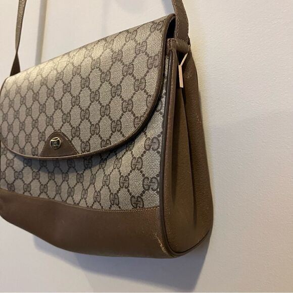 Gucci Supreme Crossbody/Shoulder Bag - Picture 4 of 16